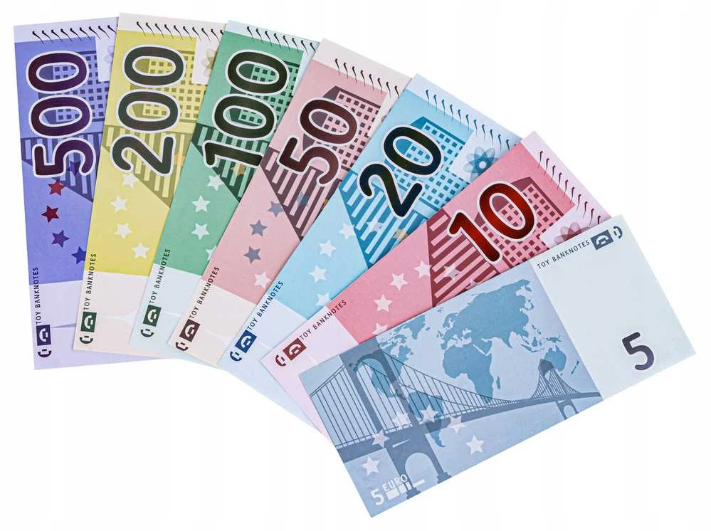 Automobilio tipo taupyklė vaikams banknotams su kodu