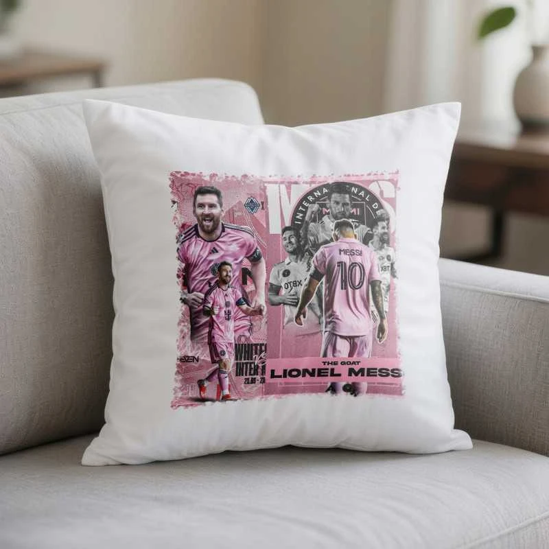 Balta pagalvė su „Lionel Messi“ futbolo motyvu – sporto gerbėjams