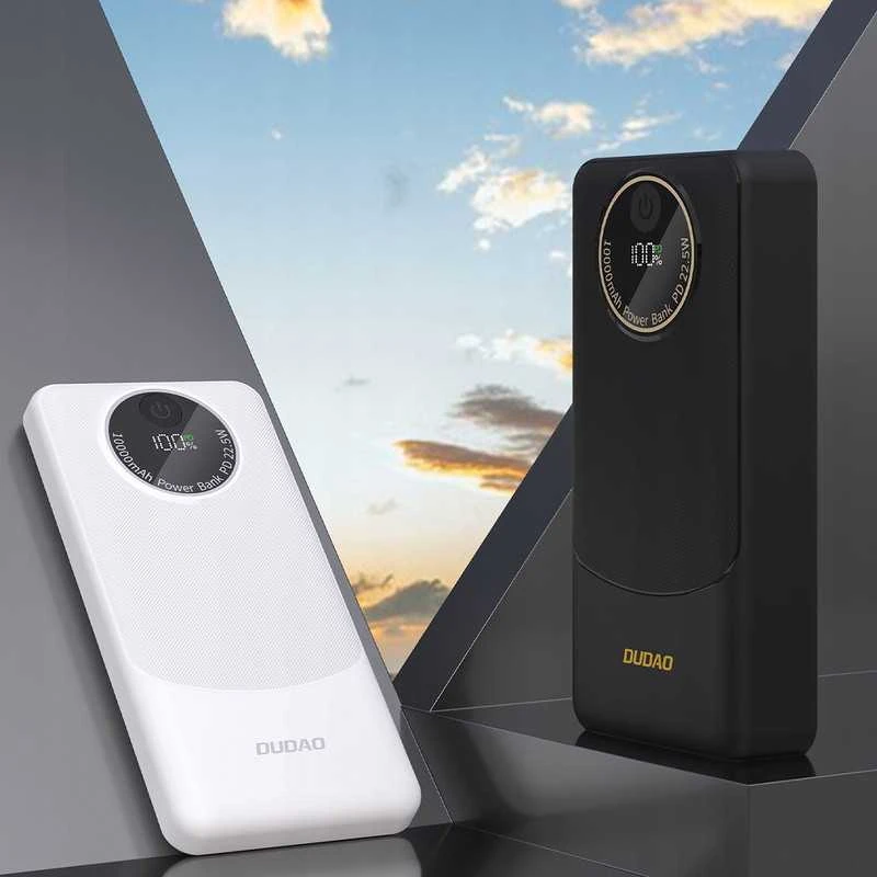 Baltas powerbankas 10000 mAh – greitas PD 22.5W įkrovimas, USB-A/C, LED ekranas