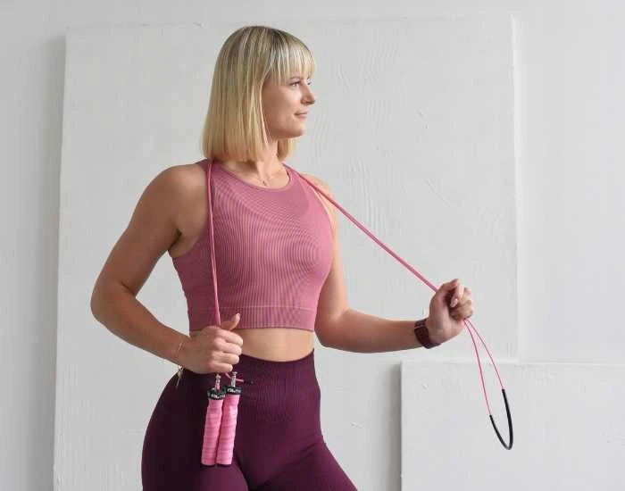 Besisukanti galvutė, reguliuojamas svoris – ideali šokdynė intensyviam sportui!