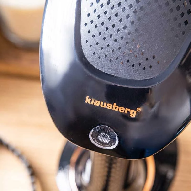 Drabužių garintuvas KLAUSBERG KB-7777 – rankinis garinis lygintuvas
