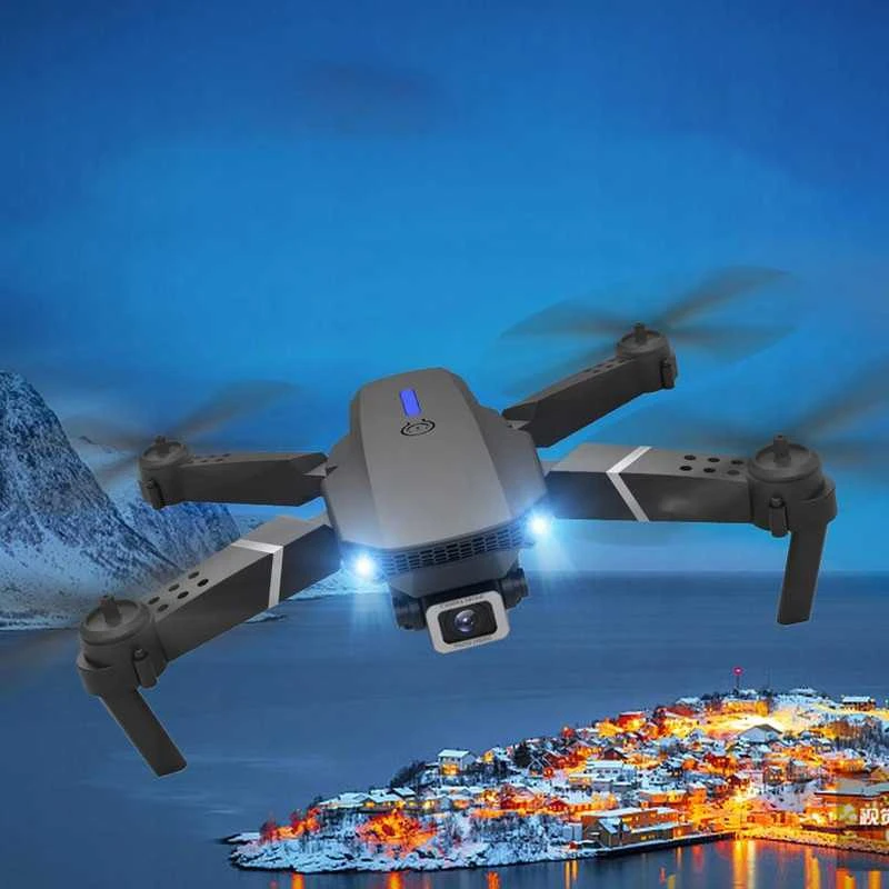 Dronas E88 su kamera, WiFi ryšiu ir 15 min skrydžio laiku