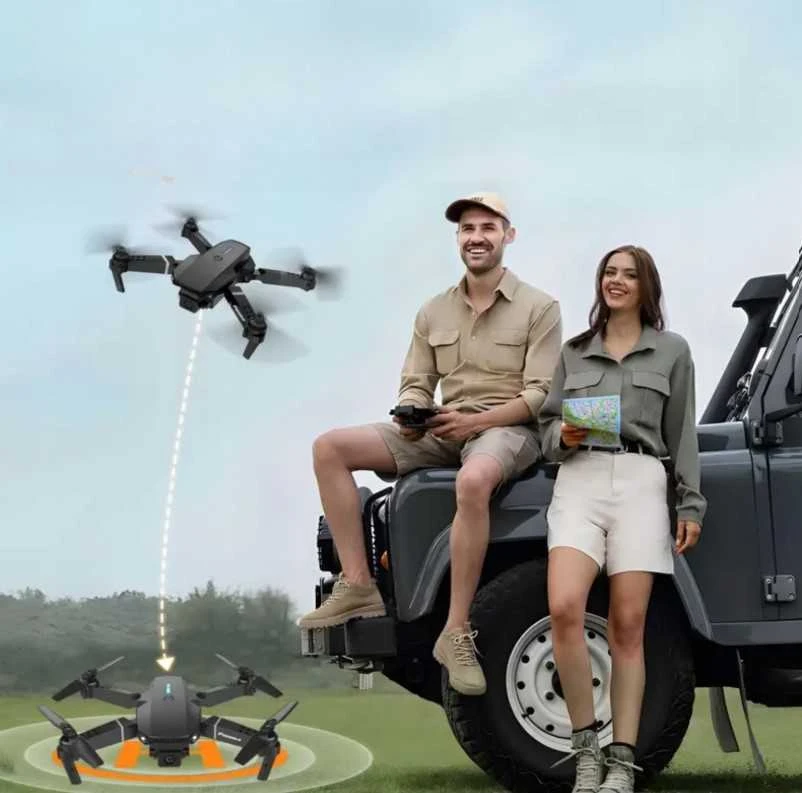 Dronas su 2 kameromis „E88 Pro“ – WiFi, valdomas pulteliu, su dėklu