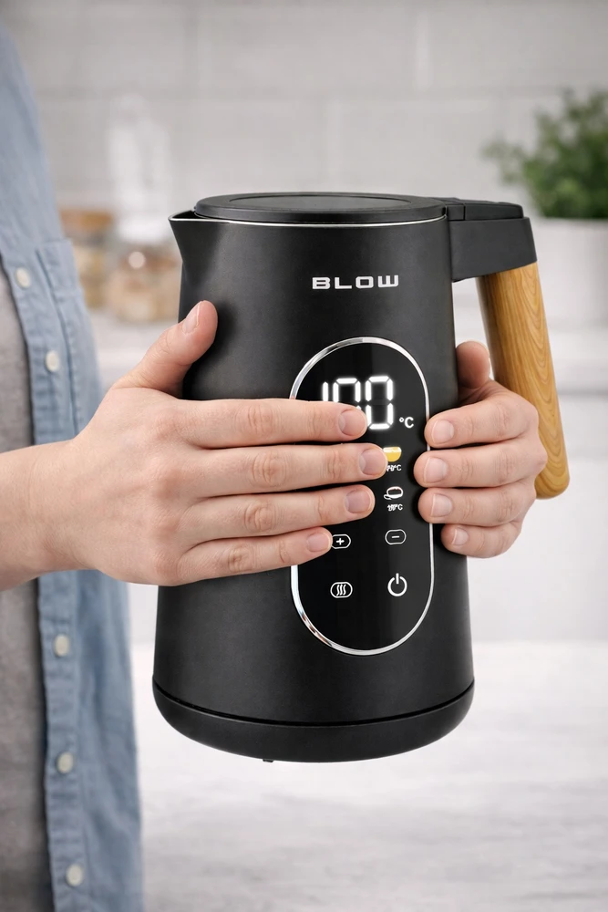 Elektrinis virdulys Blow, 1,7 l, juodas