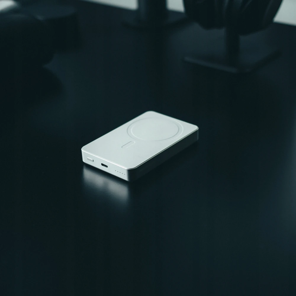 Išorinė baterija Spacecase SnapPack, 10 000 mAh