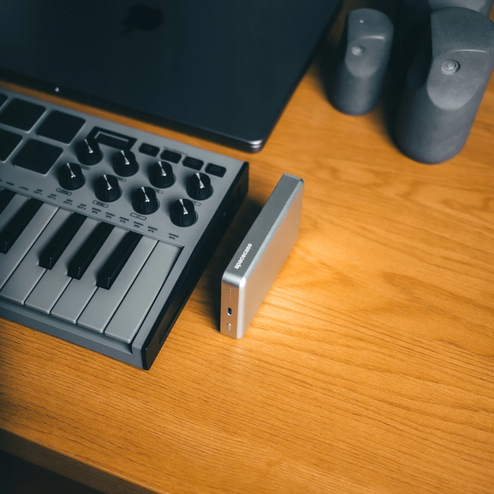 Išorinė baterija Spacecase SnapPack, 10 000 mAh