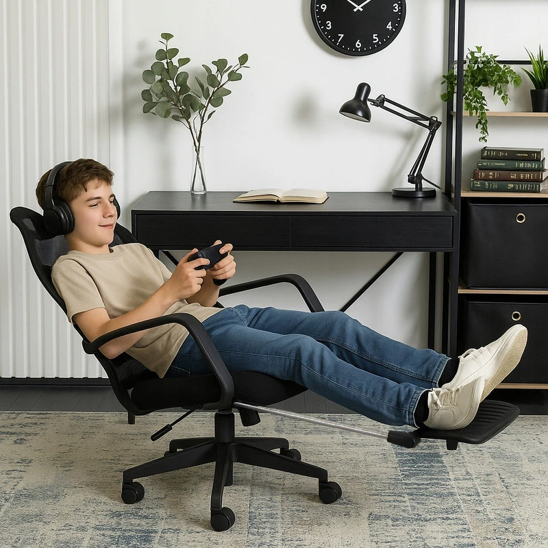 Juoda ergonominė biuro kėdė ACTON