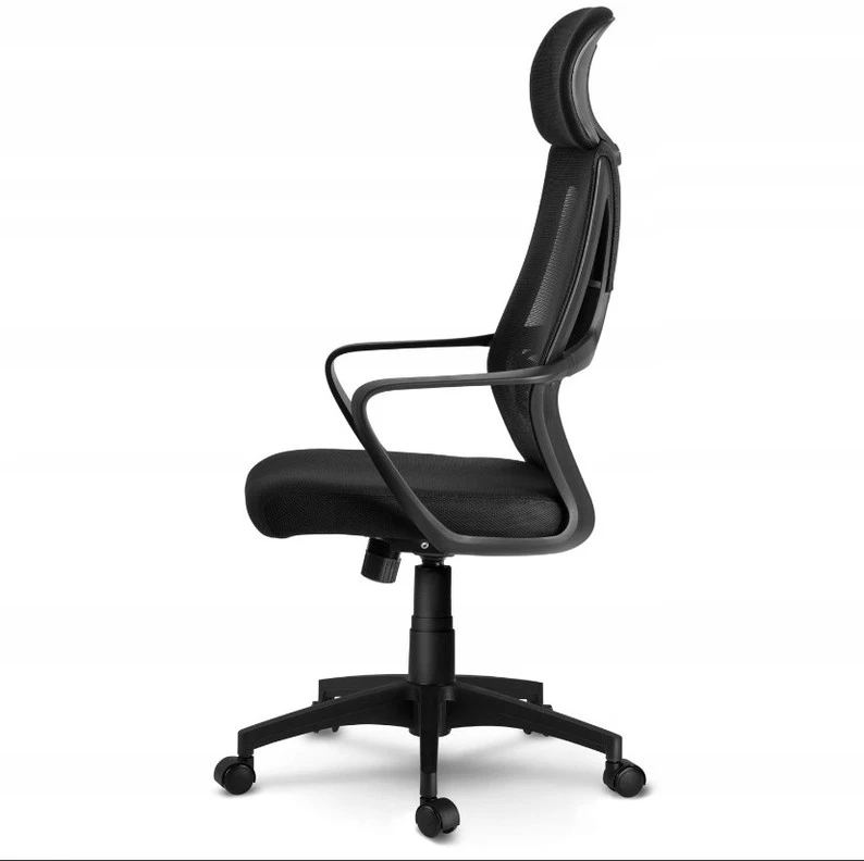 Juoda ergonominė biuro kėdė COLT