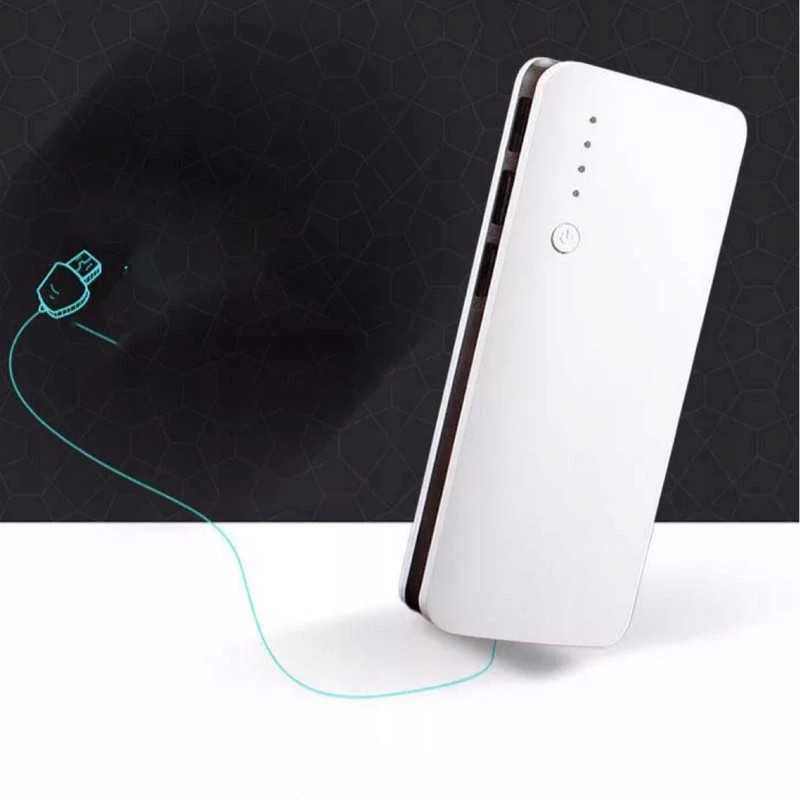 Kompaktiškas powerbankas 20000 mAh – 3×USB, žibintuvėlis, galingas ir universalus