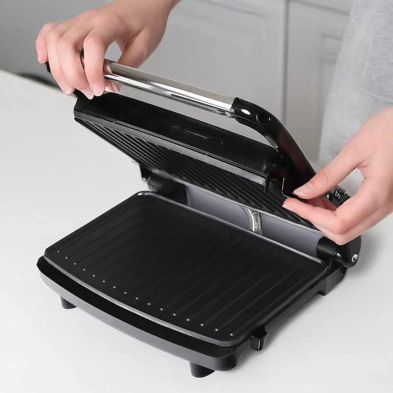 Kontaktinis elektrinis grilis PANINI 1600 W – galingas sumuštinių keptuvas