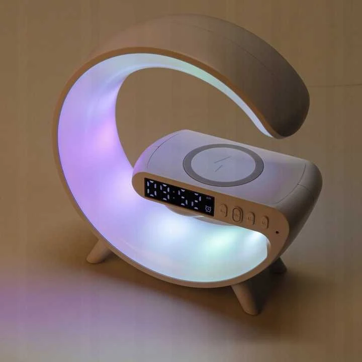 LED RGB naktinė lempa su „Bluetooth“ kolonėle ir QI belaidžiu įkrovikliu