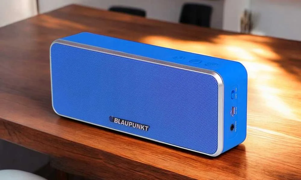 Nešiojama belaidė „Bluetooth“ kolonėlė su mikrofonu „Blaupunkt“