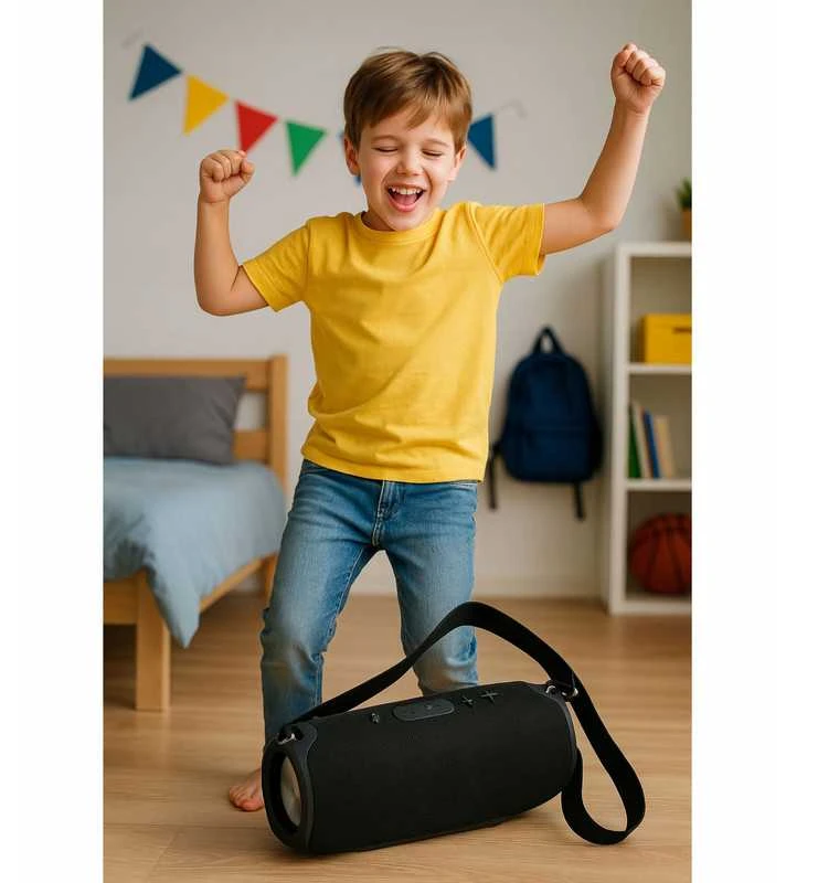 Nešiojama „Bluetooth“ boombox kolonėlė su galingu bosu, FM radiju ir USB