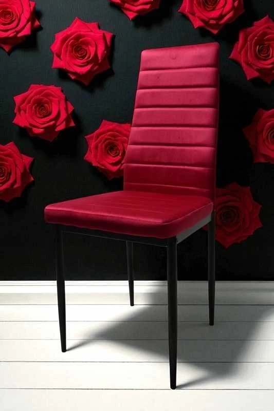 Rožinė-raudona veliūrinė kėdė – elegancija ir komfortas moderniam interjerui
