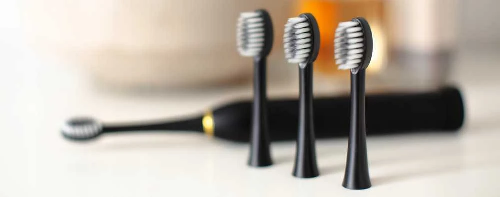 Dantų šepetėlis Sonic elektrinis šepetėlis – 4 antgaliai, tinka vaikams ir suaugusiesiems