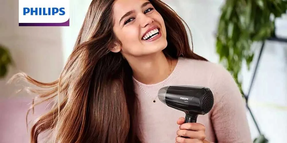 Sulankstomas plaukų džiovintuvas Philips 1200 W – lengvas ir patogus kelionėms.