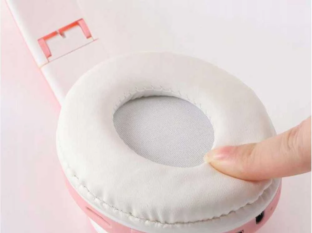 Šviečiančios belaidės ausinės su katės ausimis, LED ir Bluetooth