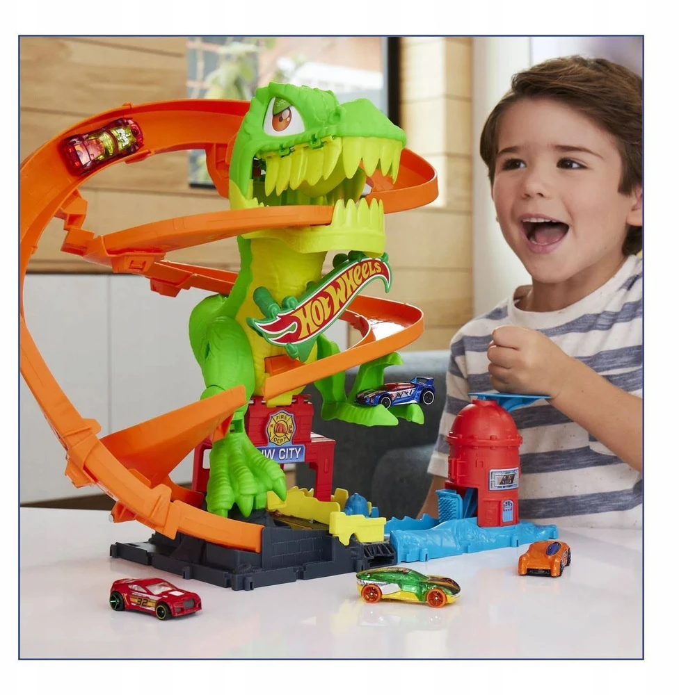 Žaislinė automobilių trasa Hot Wheels su automobiliuku