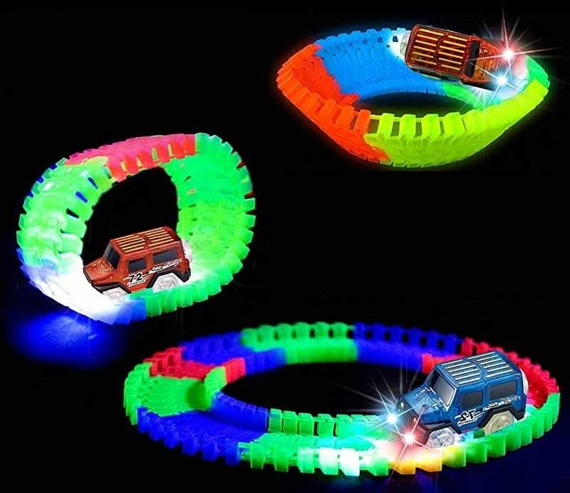 Žaislinė lanksti automobilių trasa su LED apšviečiamu automobiliais