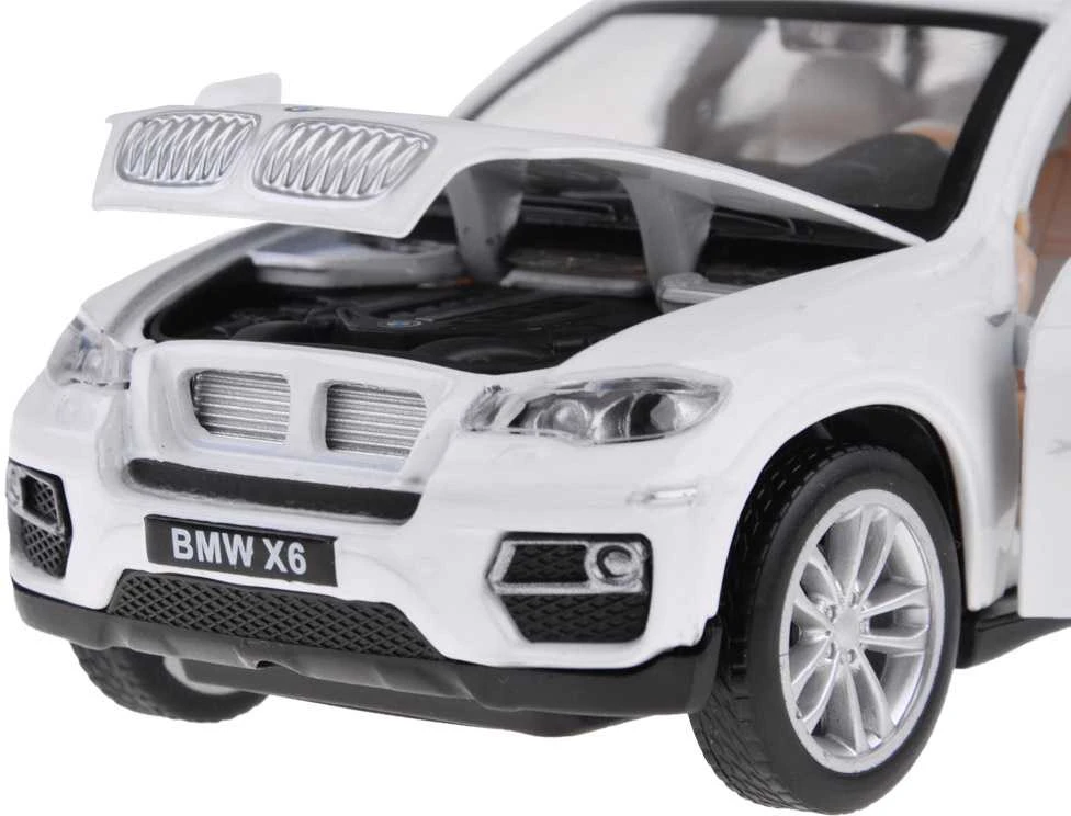 Automobilis BMW X6 su garso ir šviesos efektais, baltas