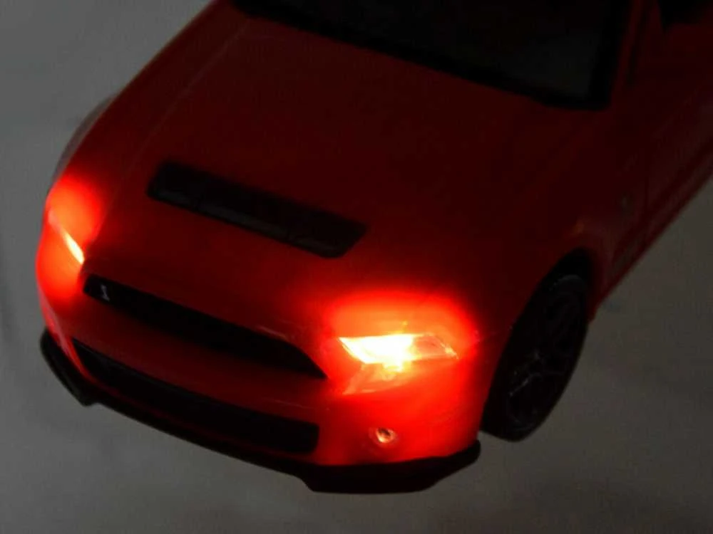 Automobilis Ford Shelby GT500 su nuotolinio valdymo pultu, raudonas