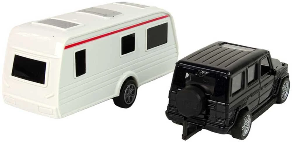 Automobilis Jeep su kempingo priekaba