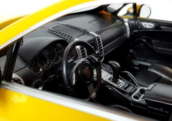 Automobilis Porsche Cayenne Rastar su nuotolinio valdymo pultu, geltonas