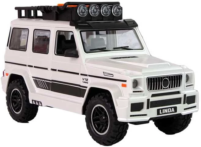 Automobilis visureigis su šviesos ir garso efektais, baltas