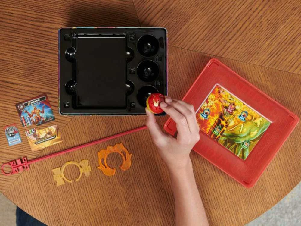 Bakugan kolekcinė dėžutė su figūrėlėmis ir kortelėmis