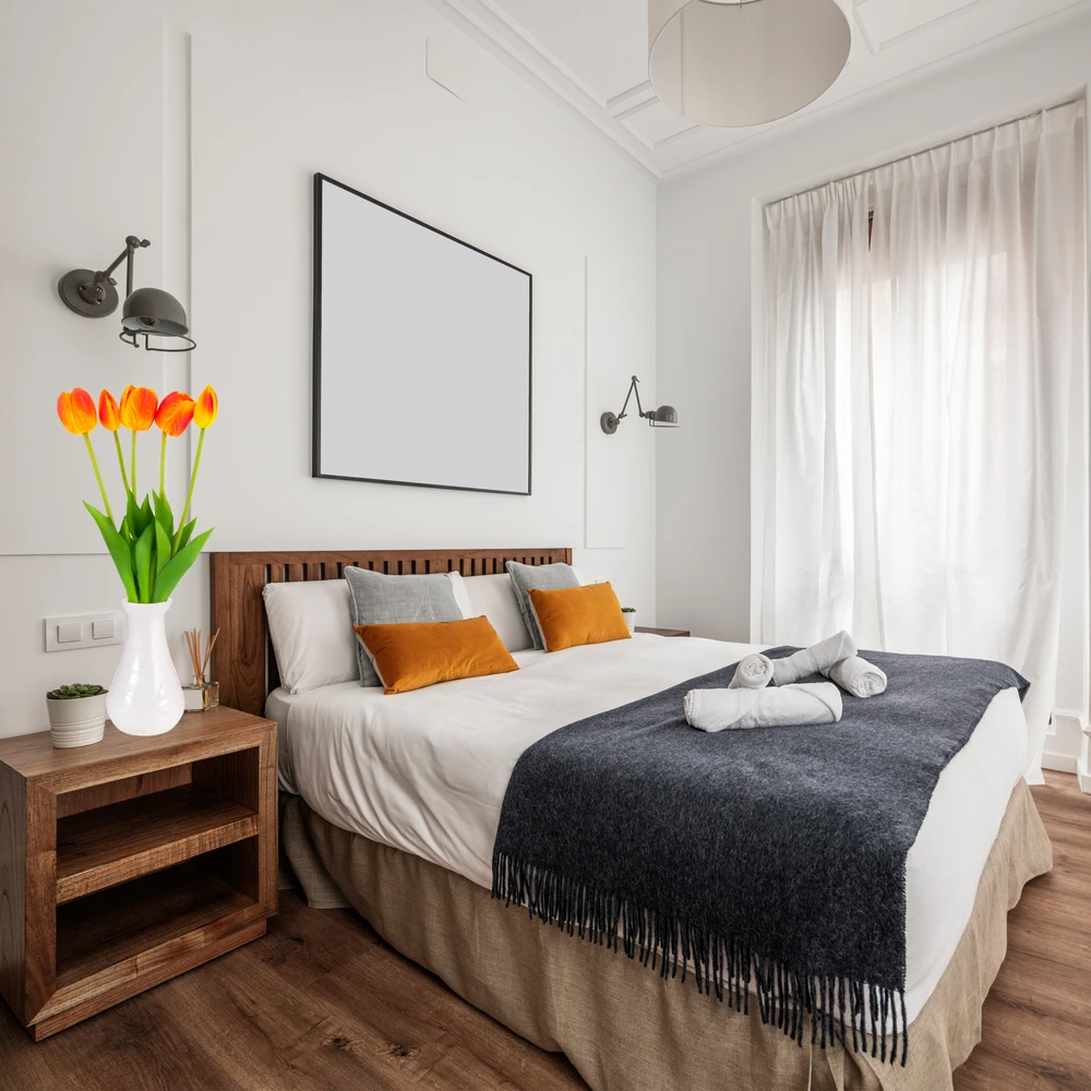Dirbtinių tulpių puokštė, 5 vnt., oranžinė
