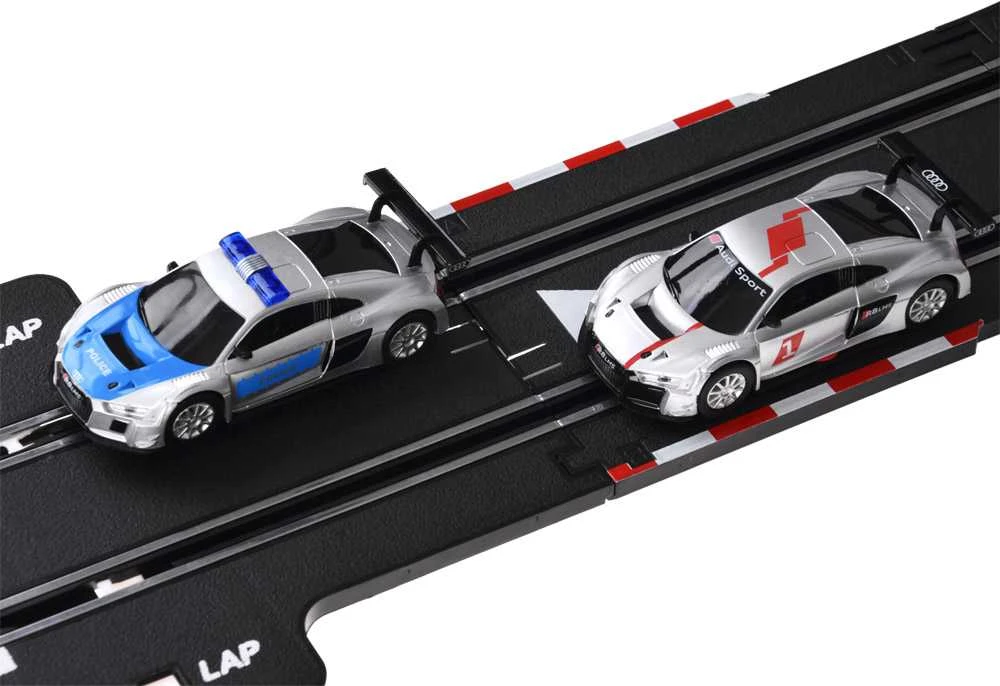 Elektrinė lenktynių trasa su kilpomis ir AUDI automobiliukais, 8 m