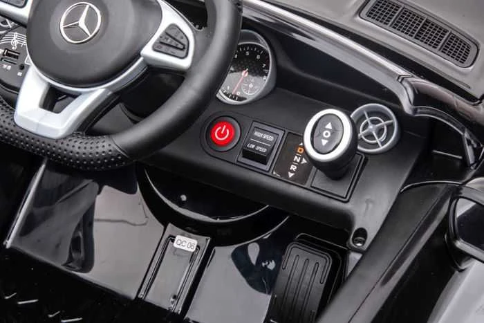 Elektromobilis vaikams Mercedes SLC 300, baltas