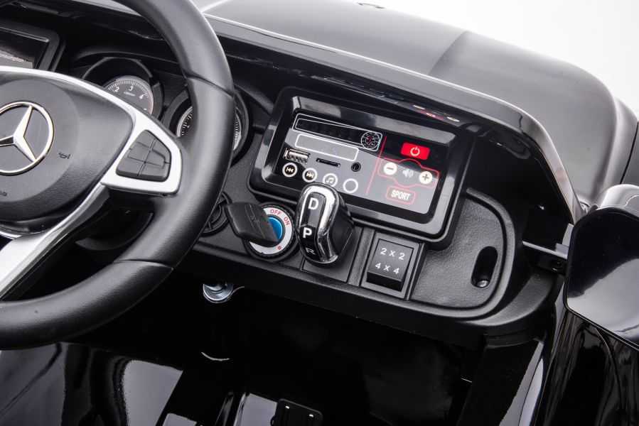 Elektromobilis vaikams Mercedes X 4x4 AWD, MP4, Lakuotas, juodas