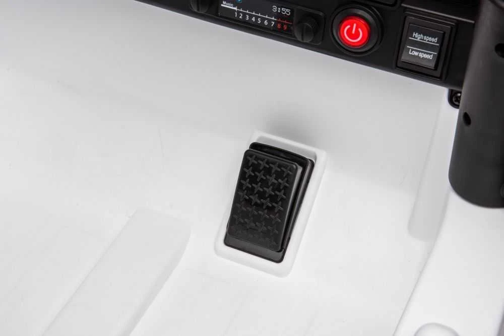 Elektromobilis vaikams Toyota FJ 4x4, baltas