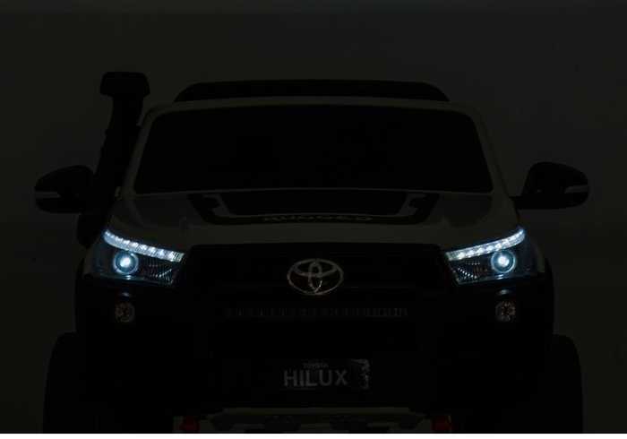 Elektromobilis vaikams Toyota Hilux dvivietis, baltas