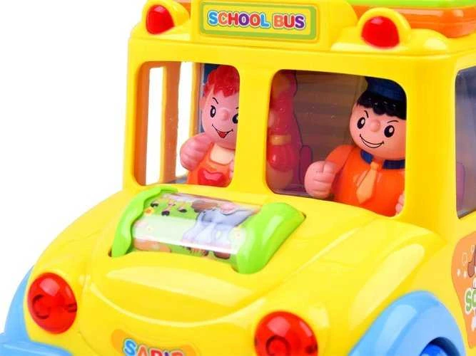 Interaktyvus spalvingas mokyklos autobusas