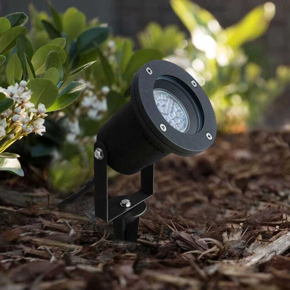 Įsmeigiamas sodo šviestuvas Reflector