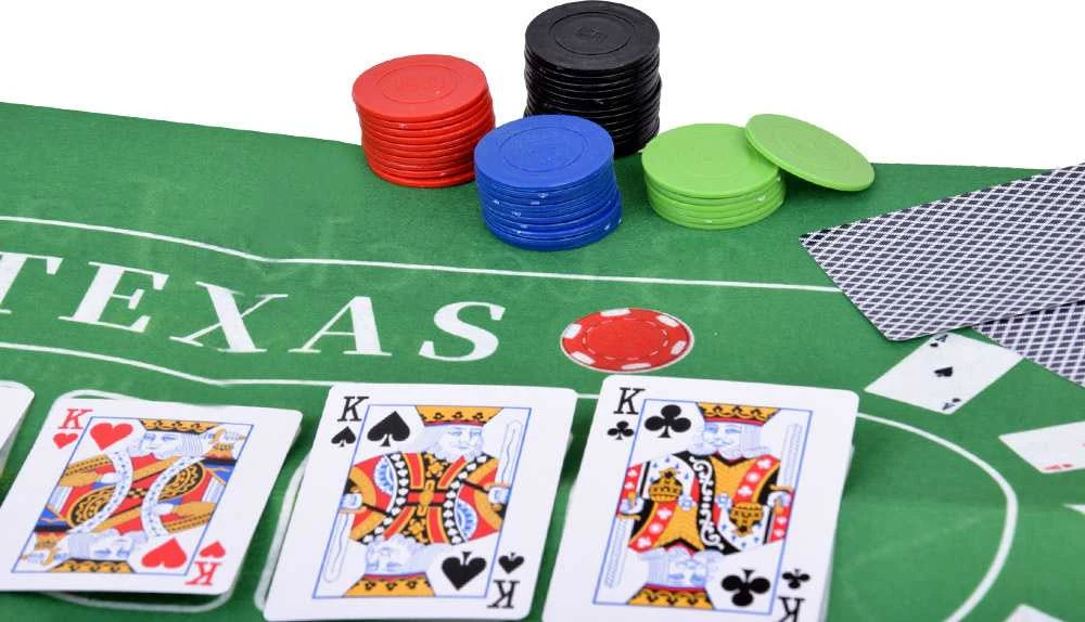 Kortų žaidimų rinkinys Pokeris ir „BlackJack“