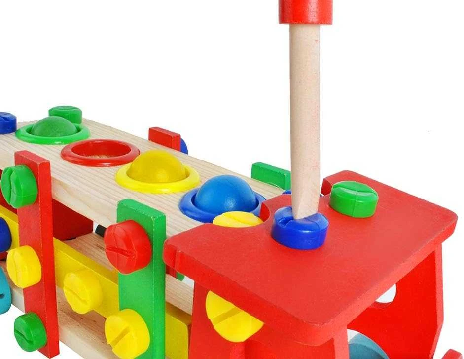Lavinamasis medinis vilkikas su plaktuku ir atsuktuvu
