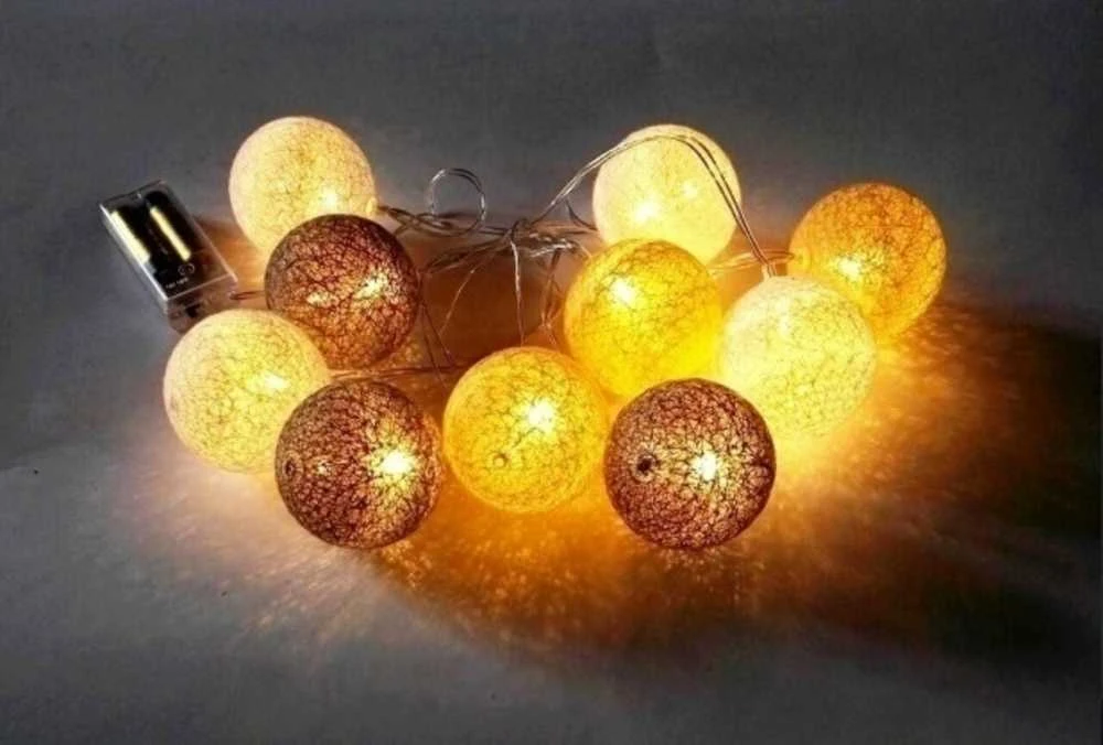 LED girlianda Cotton Balls, 10 LED, pilka/žalia/juoda
