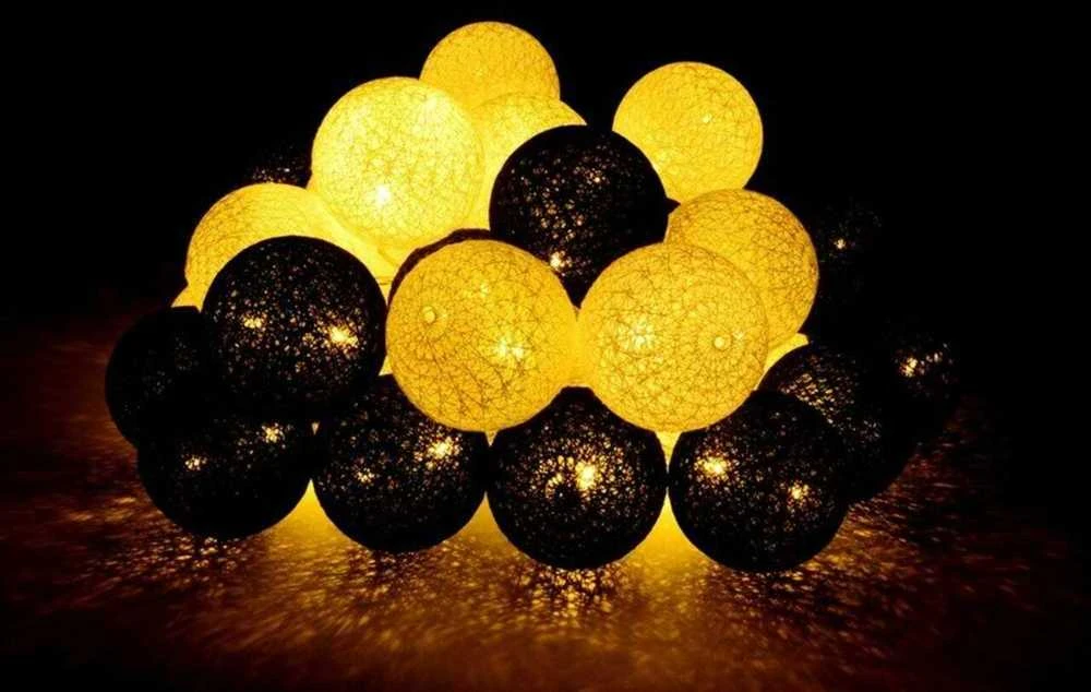 LED girlianda Cotton Balls, 35 LED, Juodas/Baltas