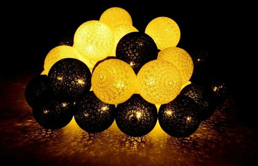 LED girlianda Cotton Balls, 35 LED, Juodas/Baltas