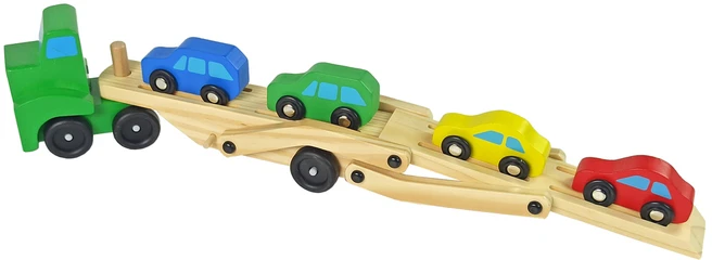 Medinis sunkvežimis su automobiliais