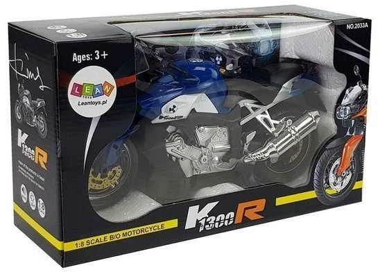 Mėlynas motociklas su baterijomis