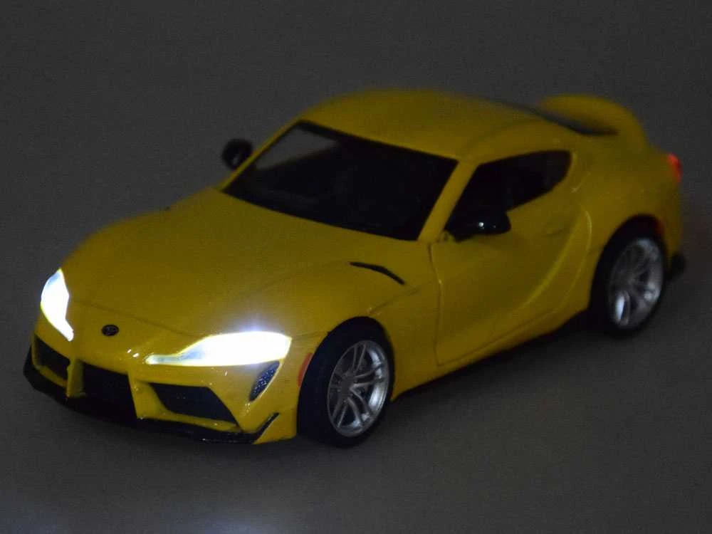 Metalinis automobilis Toyota GR Supra, geltonas