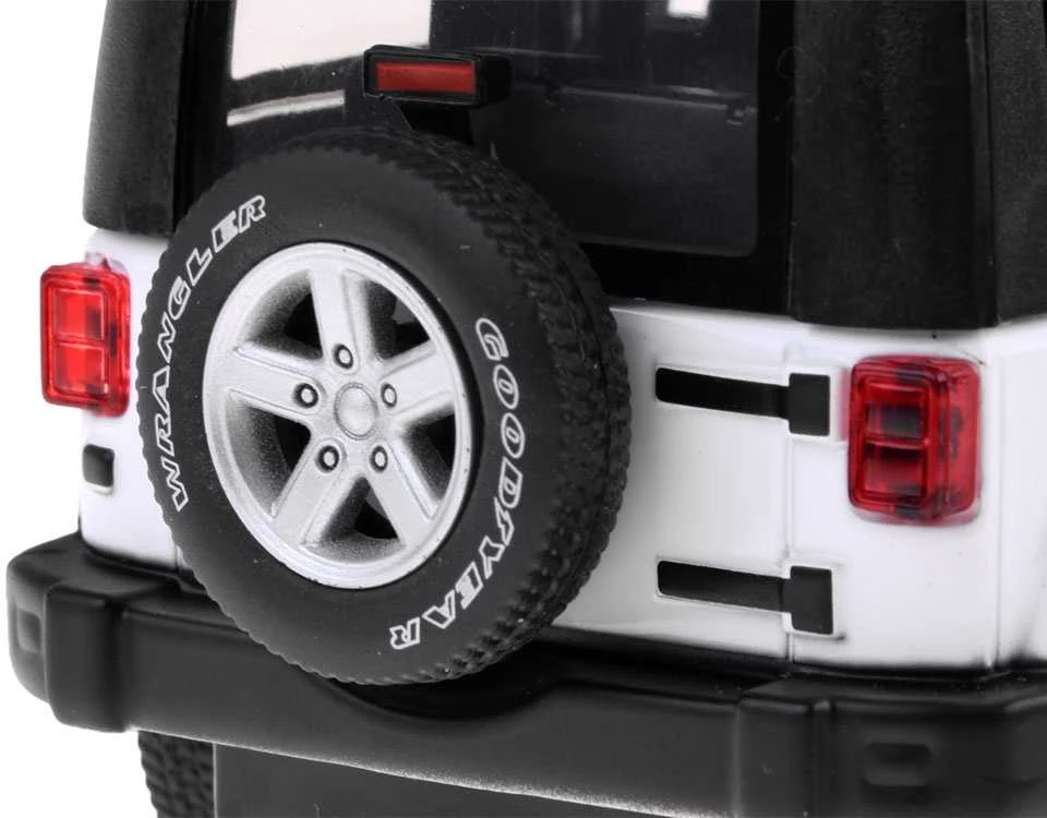 Metalinis visureigis Jeep Wrangler, baltas