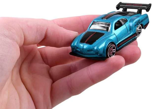 Metalinis žaislinis automobilis 1:64, 1 vnt.