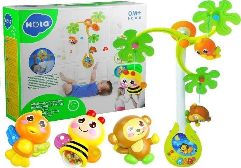 Muzikinė dėžutė su spalvinga karusele