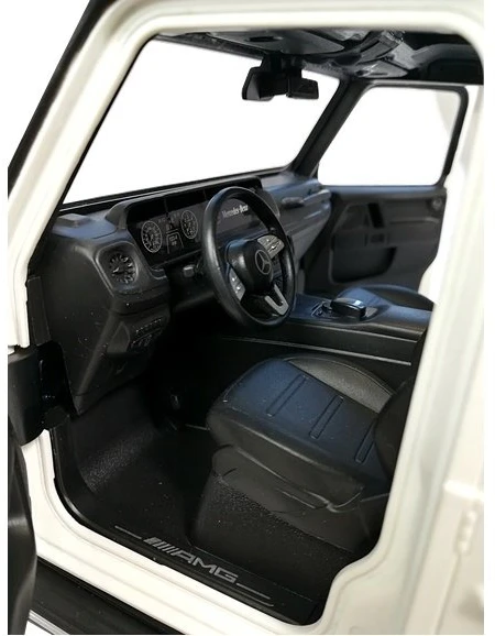 Nuotoliniu būdu valdomas automobilis Mercedes G63, baltas