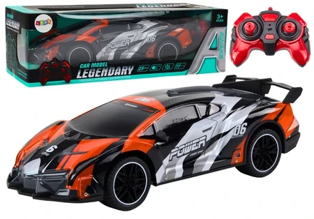 Nuotoliniu būdu valdomas sportinis automobilis, oranžinis
